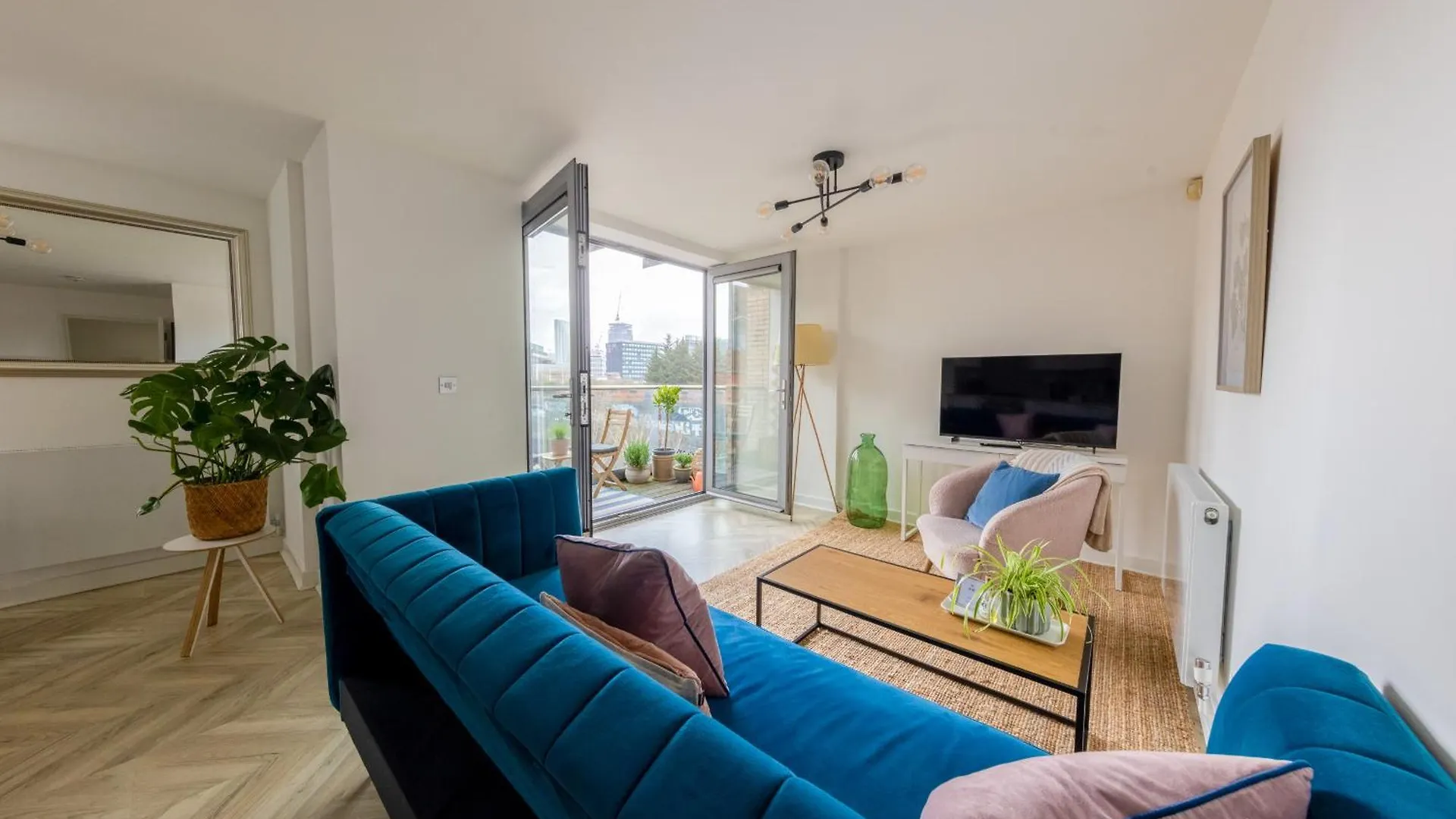 Central Shoreditch Flat By Box Park & Spitalfields Market London